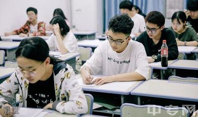 成都复读学校怎么样报名的呢高中/复读生