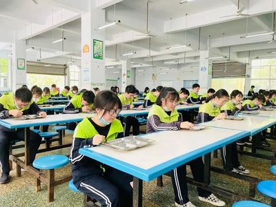 遂宁外国语学校复读2024