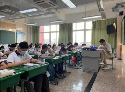 绵阳英才中心复读学校