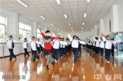 广元外国语舞蹈生复读学费多少